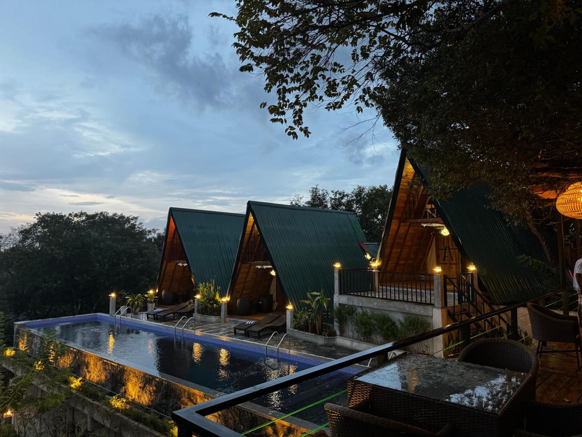 Sundown Lake Hotel & Spa Habarana Dış mekan fotoğraf